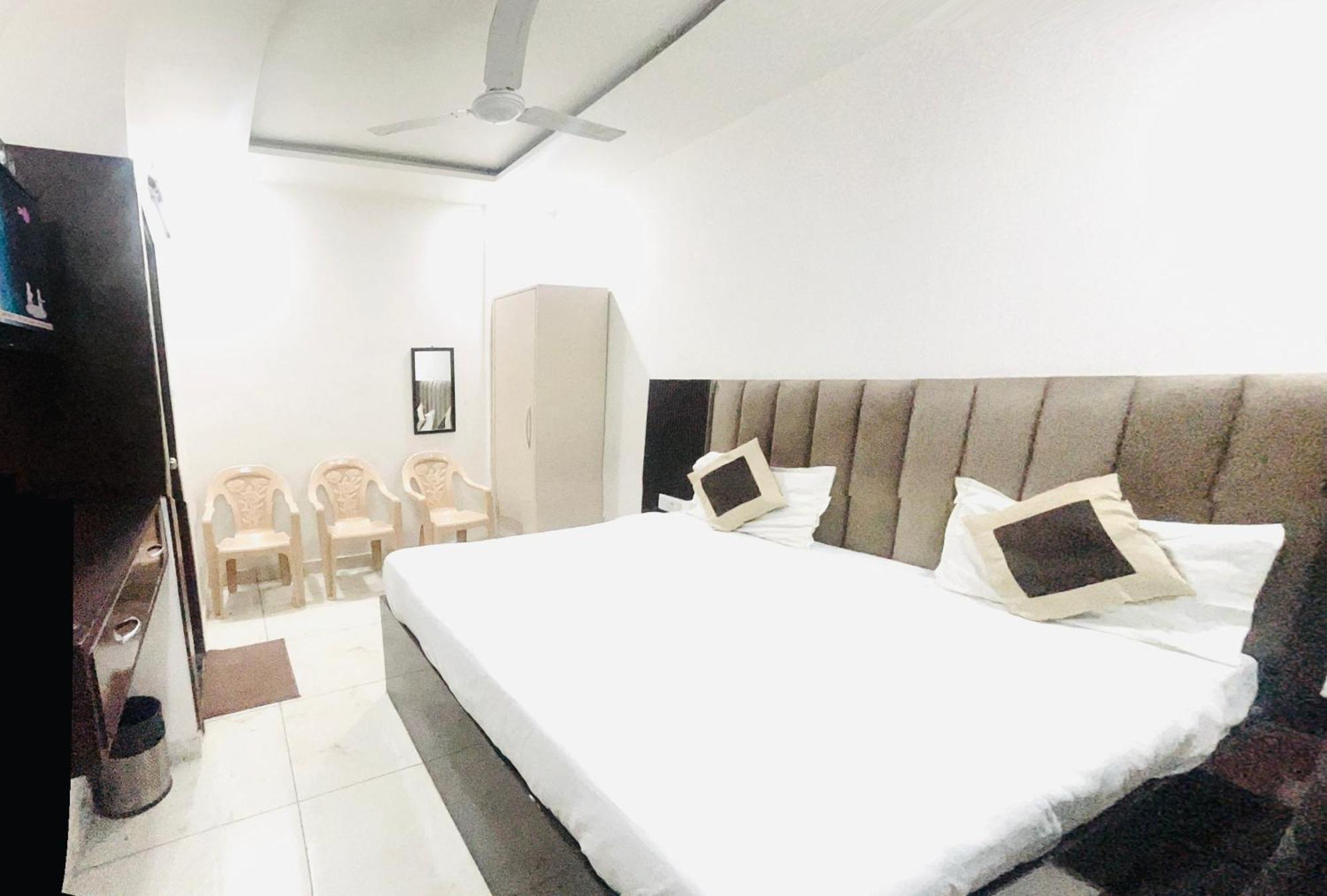Hotel Green Apple Bareilly Εξωτερικό φωτογραφία